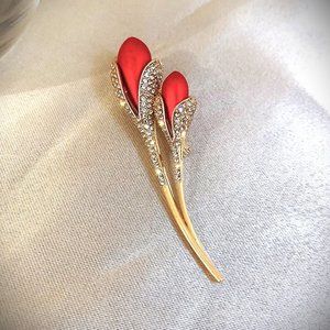 Classic Red Tulip Flower Brooch Pin - Gold Tone